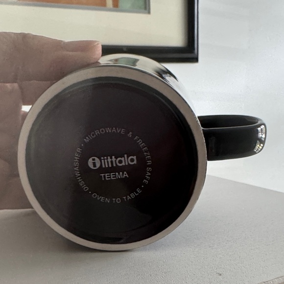 Iittala Teema Black Minimalist Coffee Mug - Picture 3 of 5